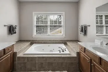 1745 Lela Ave — Photo 27