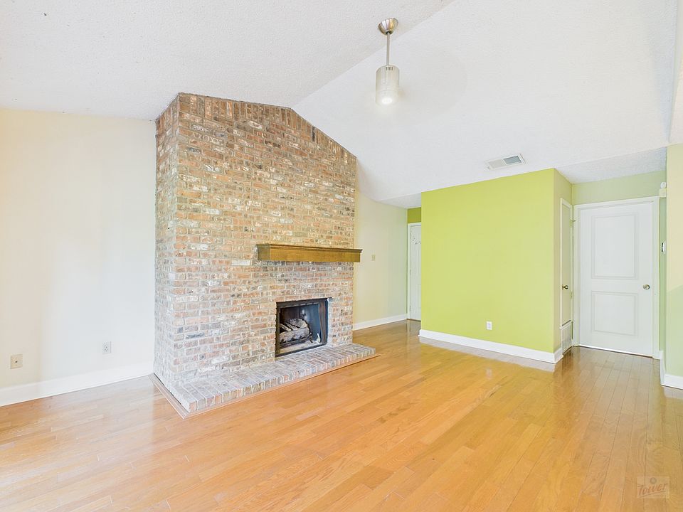 1st image of 3839 Dry Creek Dr Unit 242