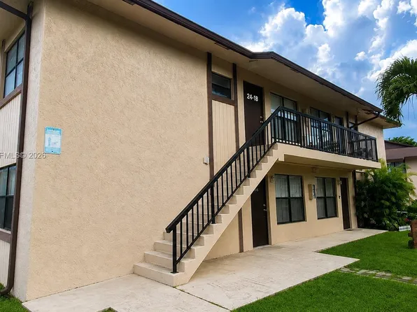 6605 W 26th Dr #2418, Hialeah, FL 33016