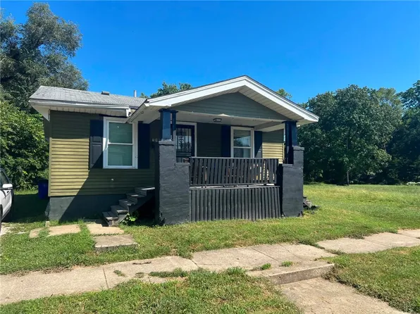 592 S Oakland Ave, Decatur, IL 62522