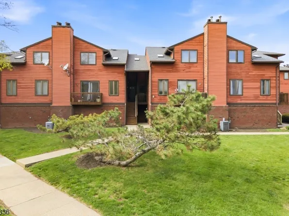 212 Village Cmns, Flemington, NJ 08822