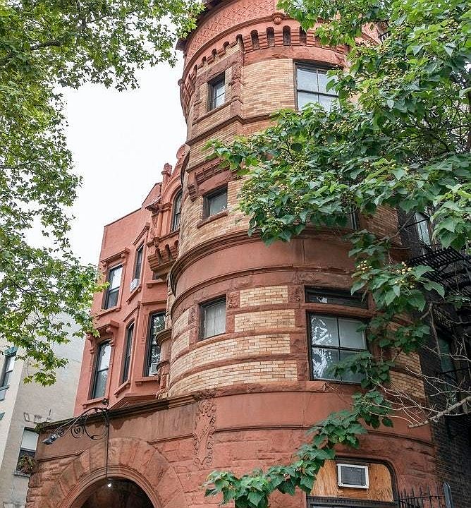 1st image of 487 Clinton Ave #2E