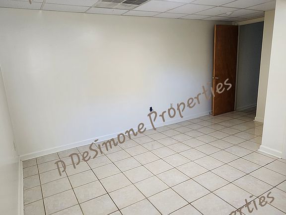 5th image of 424 E Lincoln Hwy APT 8