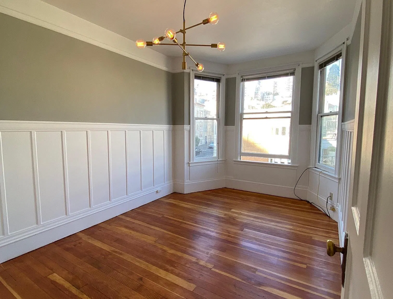 2210 Taylor St — Photo 1
