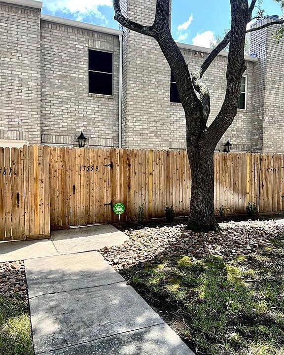 1st image of 17559 Red Oak Dr #7559