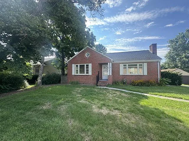 5182 Main St — Photo 1