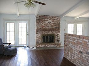 3rd image of 4232 Willow Bend Ln