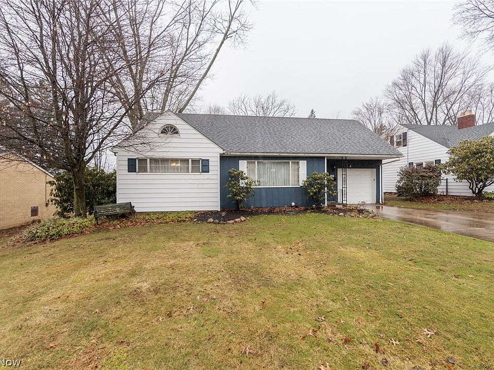 1st image of 221 Franks Ave