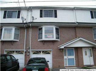 46 Ragazzi Ln, Staten Island, NY 10305