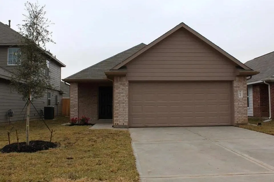 5627 Plantation Forest Dr