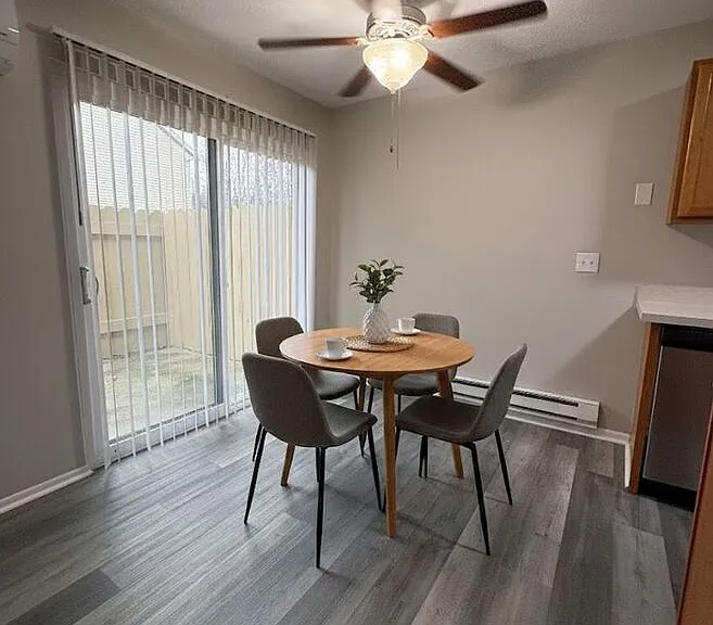 607 Pebble Pl #F — Photo 6