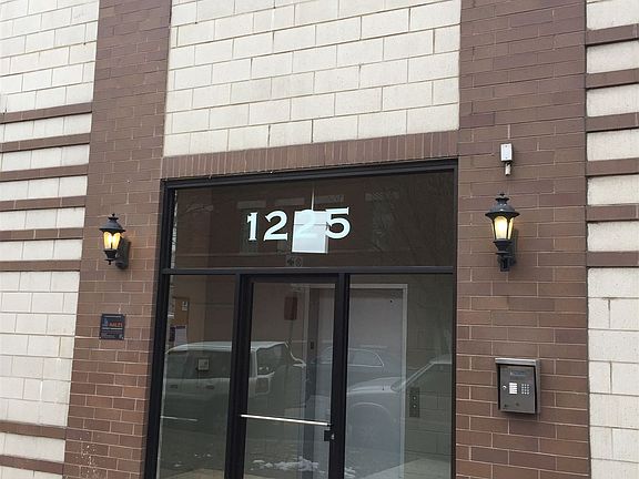 3rd image of 1225 N California Ave APT 2B