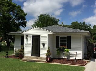 2903 W Olive St, Springfield, MO 65802