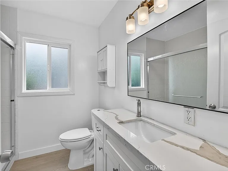 13808 S Catalina Ave — Photo 25