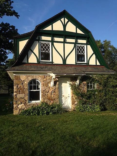 South end of carriage house