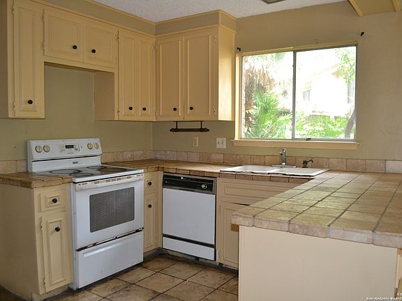 4th image of 11300 WHISPER GLEN DRIVE
