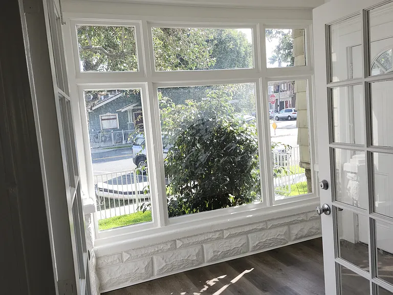 909 Chestnut Ave — Photo 4