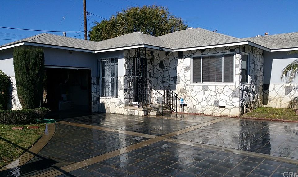1st image of 9131 Corby Ave