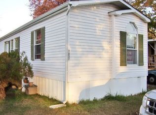 7837 Flamingo Dr, Alexandria, VA 22306