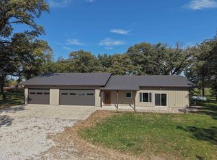17578 310th St, Aplington, IA 50604