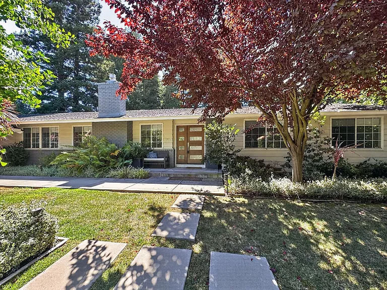 3221 Lunada Ln — Photo 3