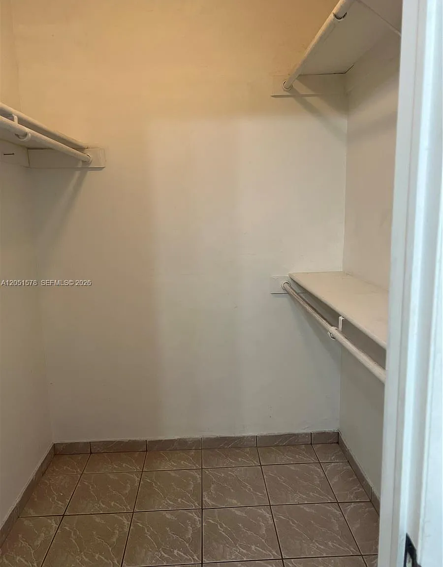 Lago Condo — Photo 2
