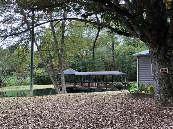 4415 Buttons Ln, Hudson, NC 28638
