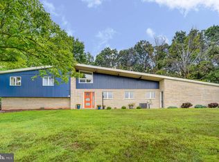 2860 Ironstone Hill Rd, York, PA 17403