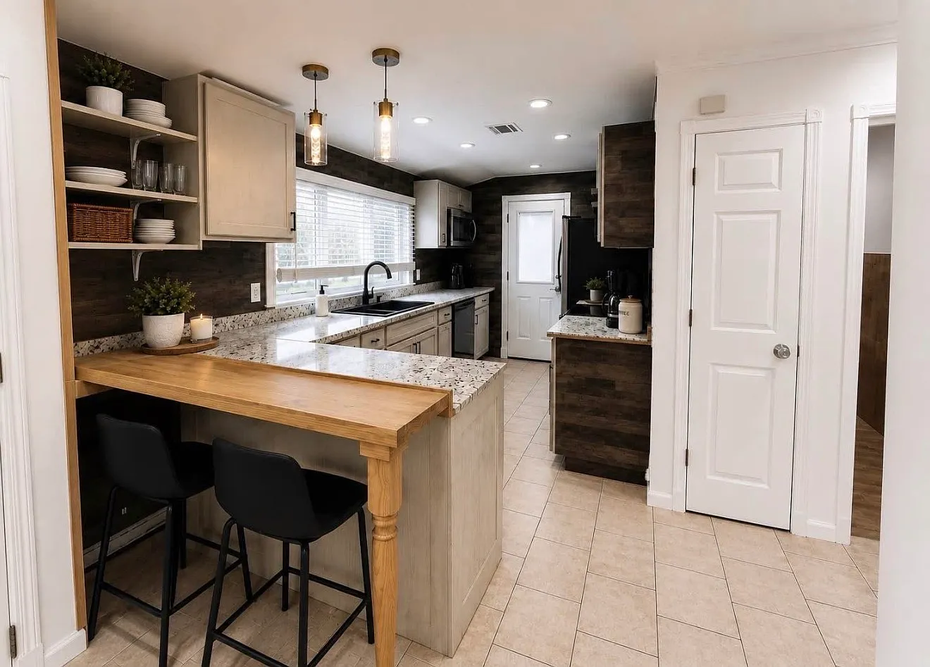 3 bed, $3,650 — Photo 3