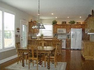 3rd image of 1305 SE 12th Trl