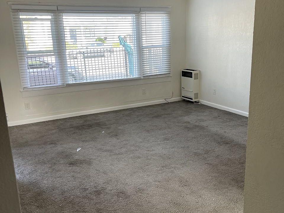 1st image of 2103 K St