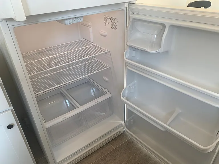 2 year old fridge included, we'll kept and clean