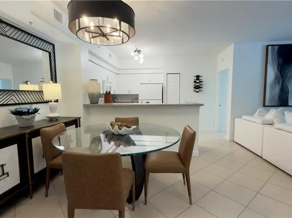 1200 Reserve WAY #103, NAPLES, FL 34105