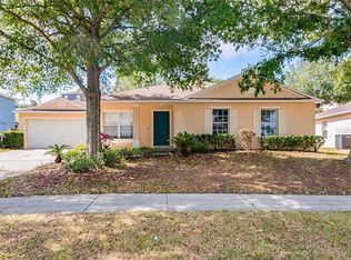 2041 Knollcrest Dr, Clermont, FL 34711