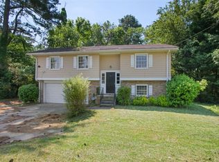 2319 River Rd, Ellenwood, GA 30294