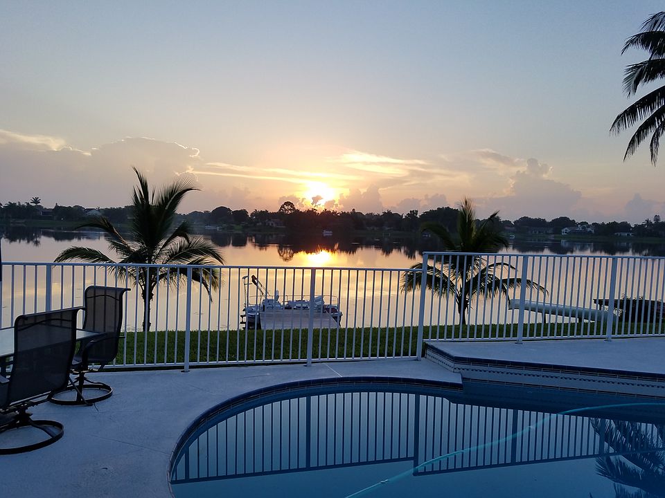 1st image of 12732 Meadowbreeze Dr