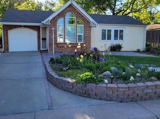 1375 S Hudson St, Denver, CO 80222