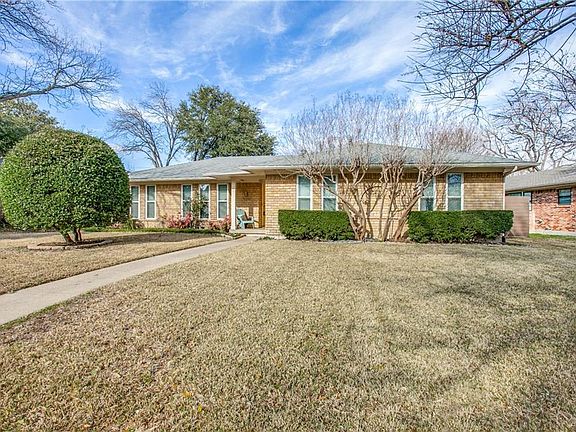 2nd image of 9516 Meadowknoll Dr