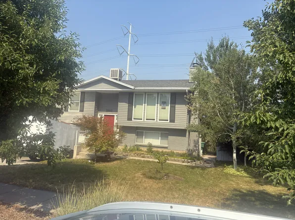 5503 S Walden Wood Cir, Salt Lake City, UT 84123