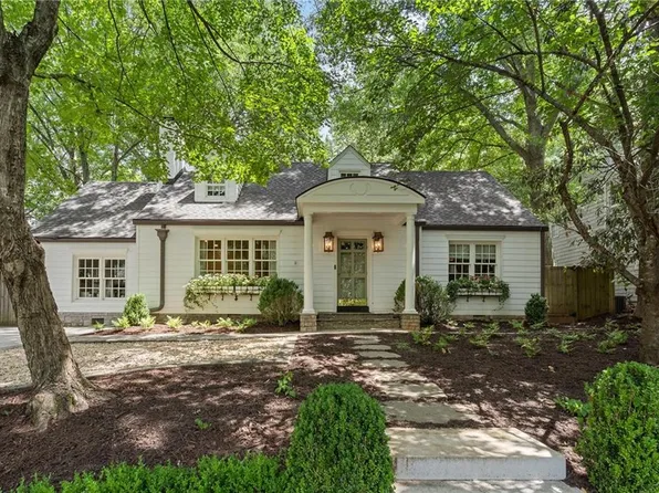 945 Northcliffe Dr NW, Atlanta, GA 30318