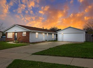 9267 N Burbank Ave, Milwaukee, WI 53224