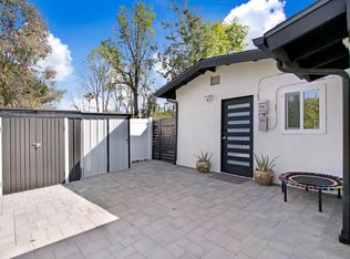 20200 Clark St #1, Woodland Hills, CA 91367