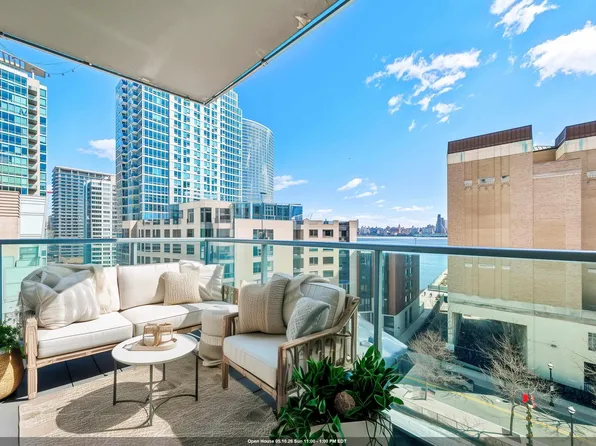 20 Newport Pkwy APT 908, Jersey City, NJ 07310