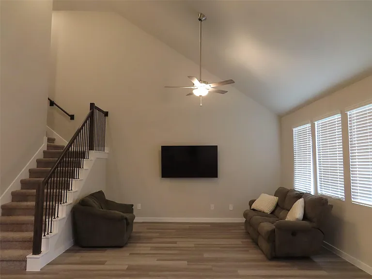 10854 Bodie Hills Dr — Photo 2