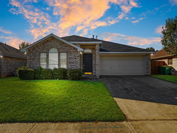 713 Azalea Ln, Cedar Hill, TX 75104