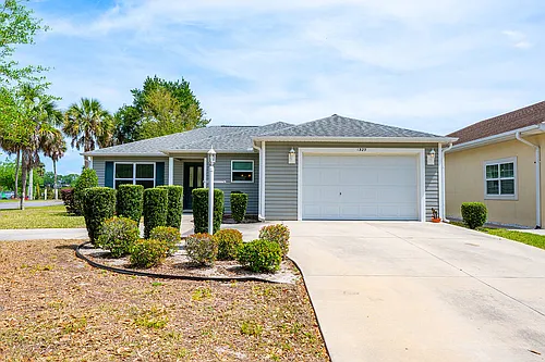 1329 Paradise Dr Photo 1