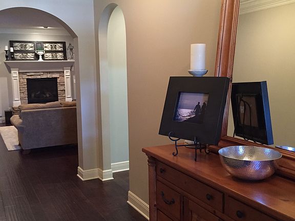 3rd image of 1419 Belle Meade Blvd