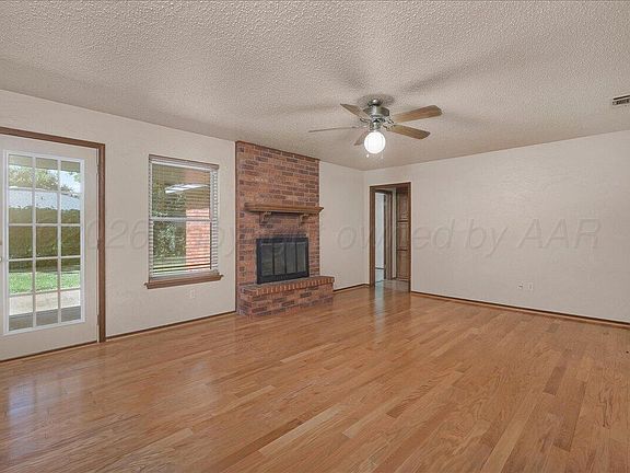 3rd image of 5707 Autumn Pl