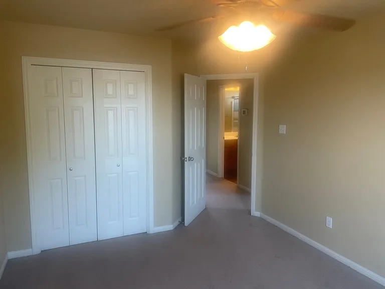 7707 Bridgepointe Dr — Photo 17