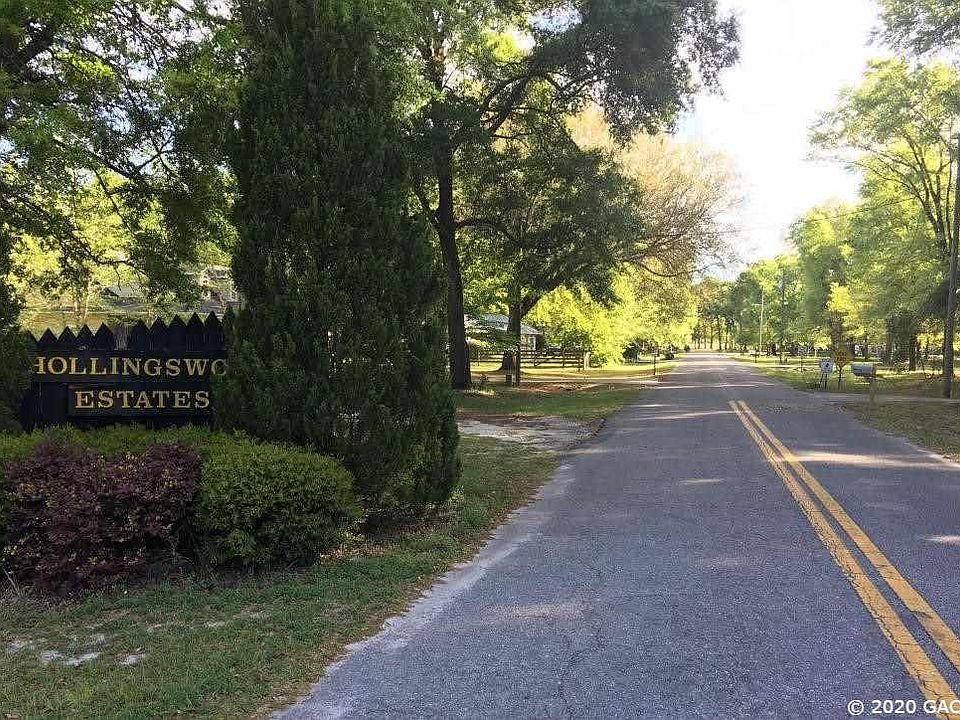 2nd image of 249 SW Brighton Ct